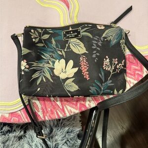 Kate Spade Botanical Garden Crossbody Bag in Black